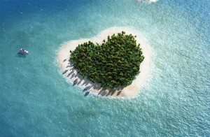 heart-shaped-tropical-island